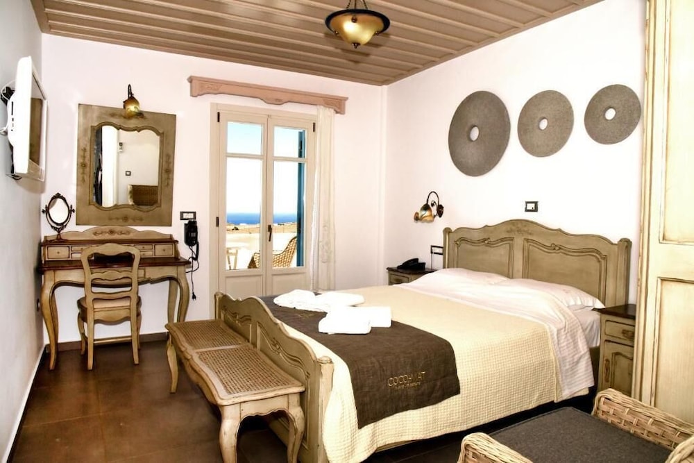 Executive Studio Suite