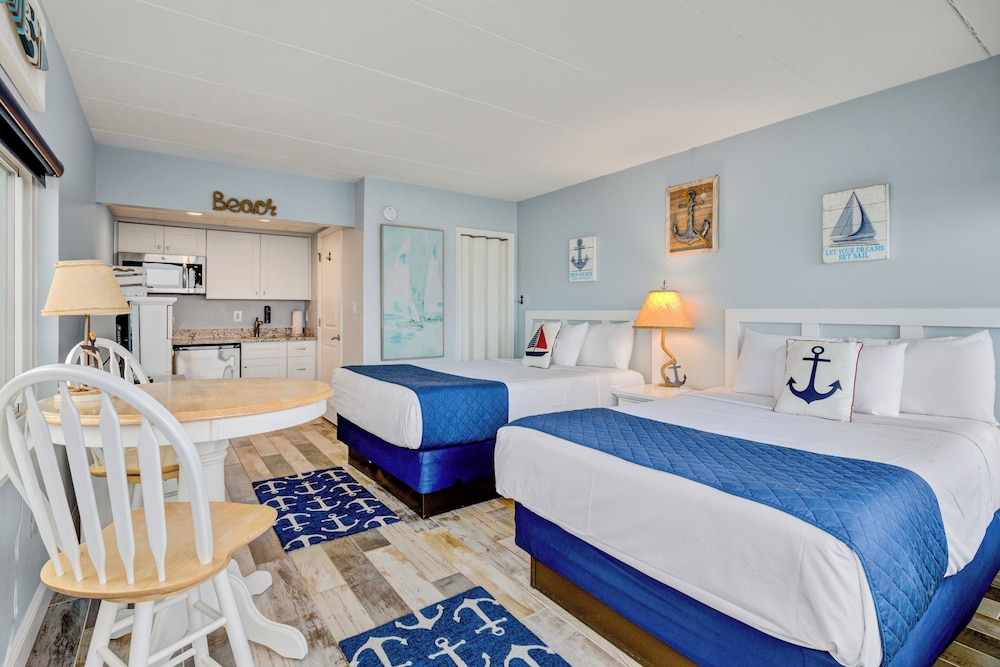 Room 320 photo 1
