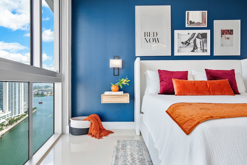 Design Apartment, 2 Bedrooms, Balcony, Partial Ocean View2704