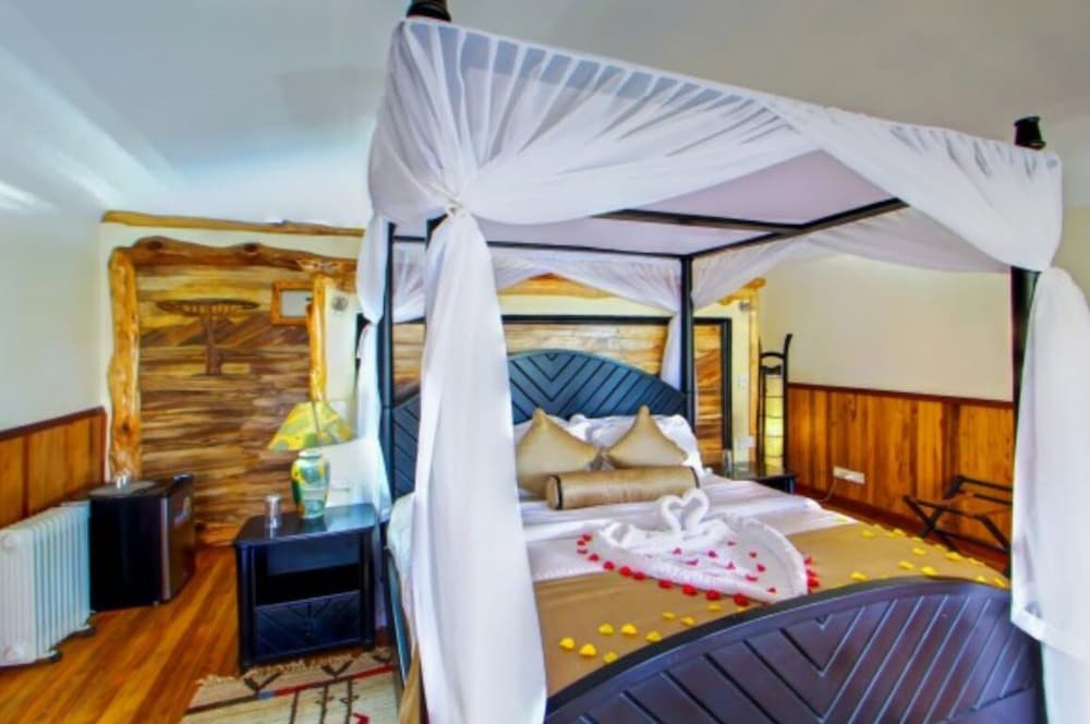 Executive Suite (Cliff) photo 1