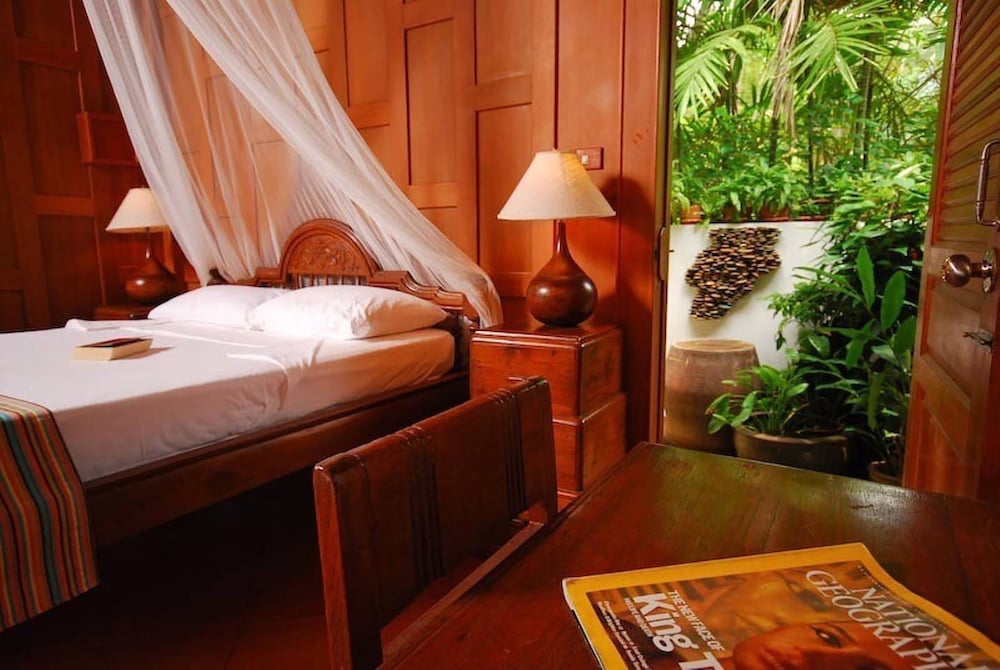 Bungalow Garden View, Free Round-trip Boat Transfer photo 1