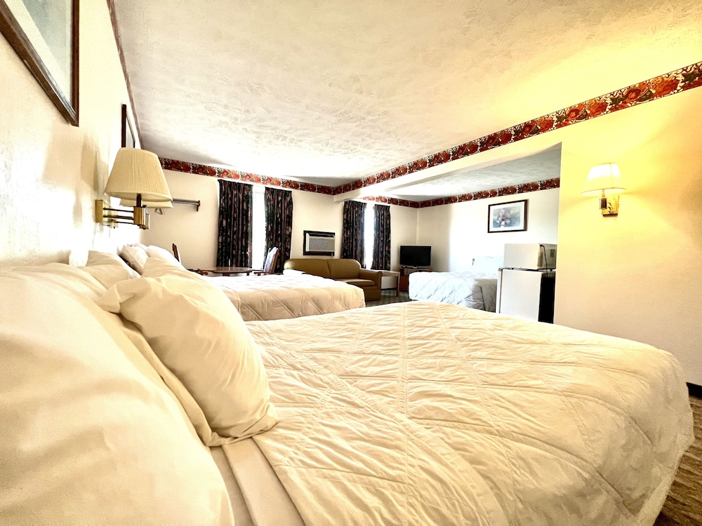 Standard Triple Room - Photo 1