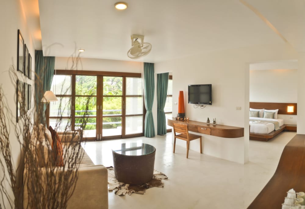 Tanote Bay Suite (Suite with Sea View) photo 3