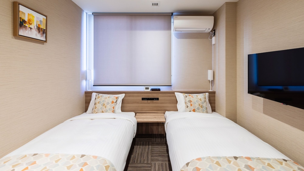 Twin Room with Shower, Non Smoking