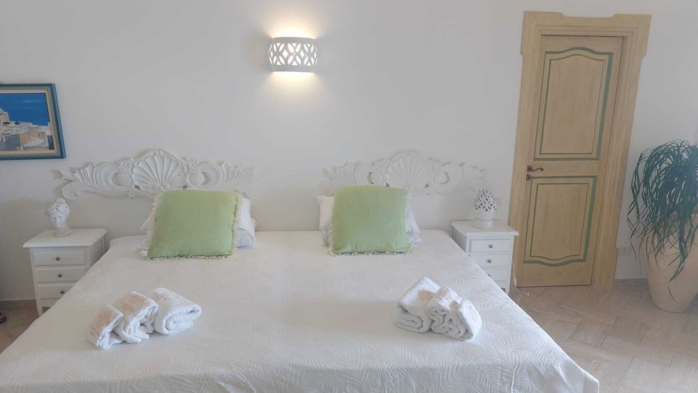 Romantic Suite sea view photo 1