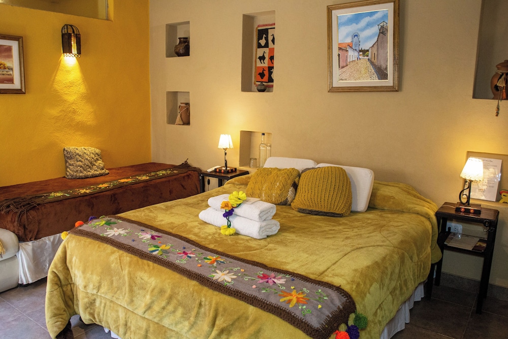 Comfort Double or Twin Room (Amarilla)