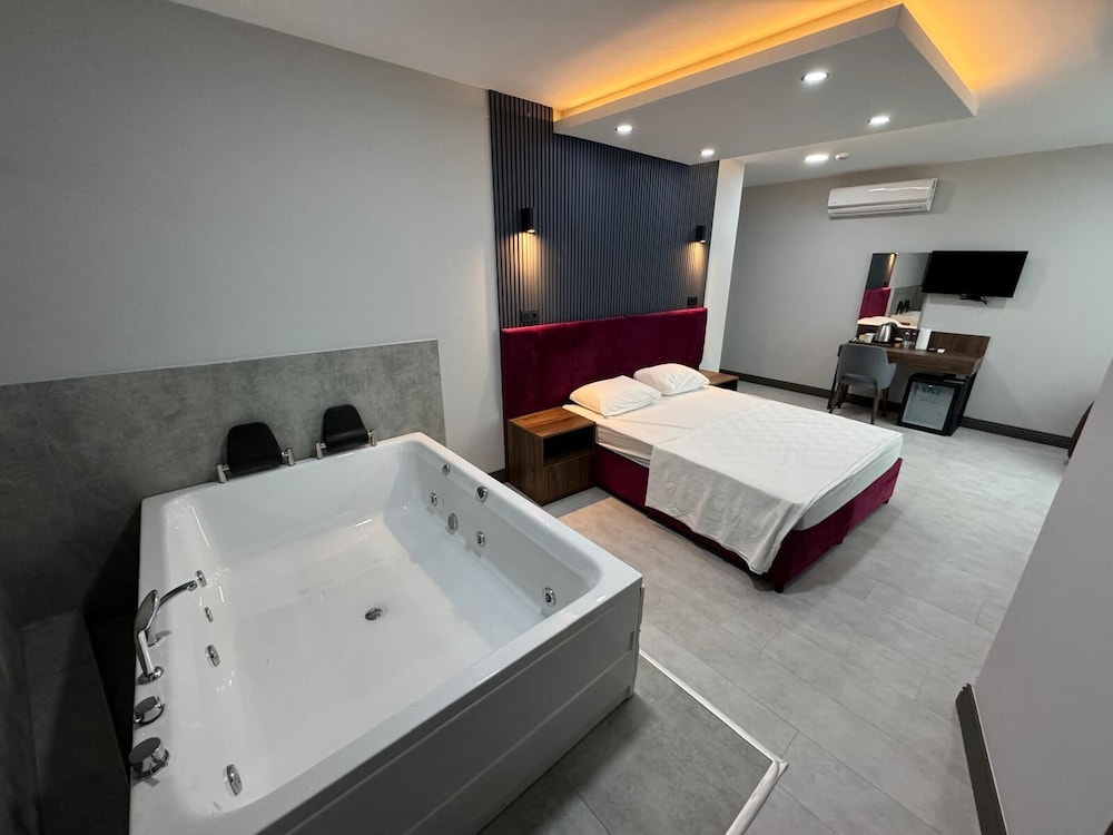 Luxury Room, 1 Double Bed photo 3