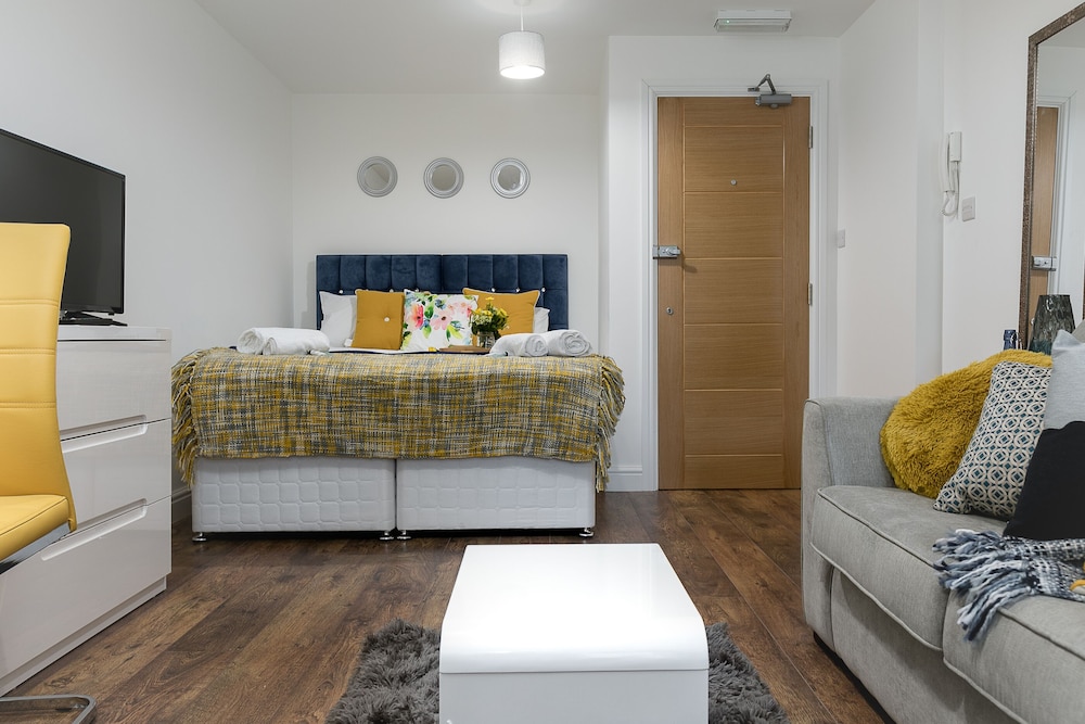 Studio, Private Bathroom, City View (Studio Apartments) photo 1