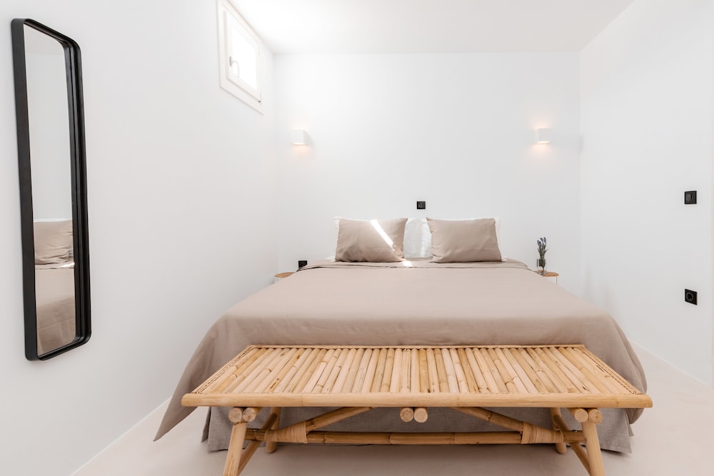 Junior Villa, Patio, Garden View