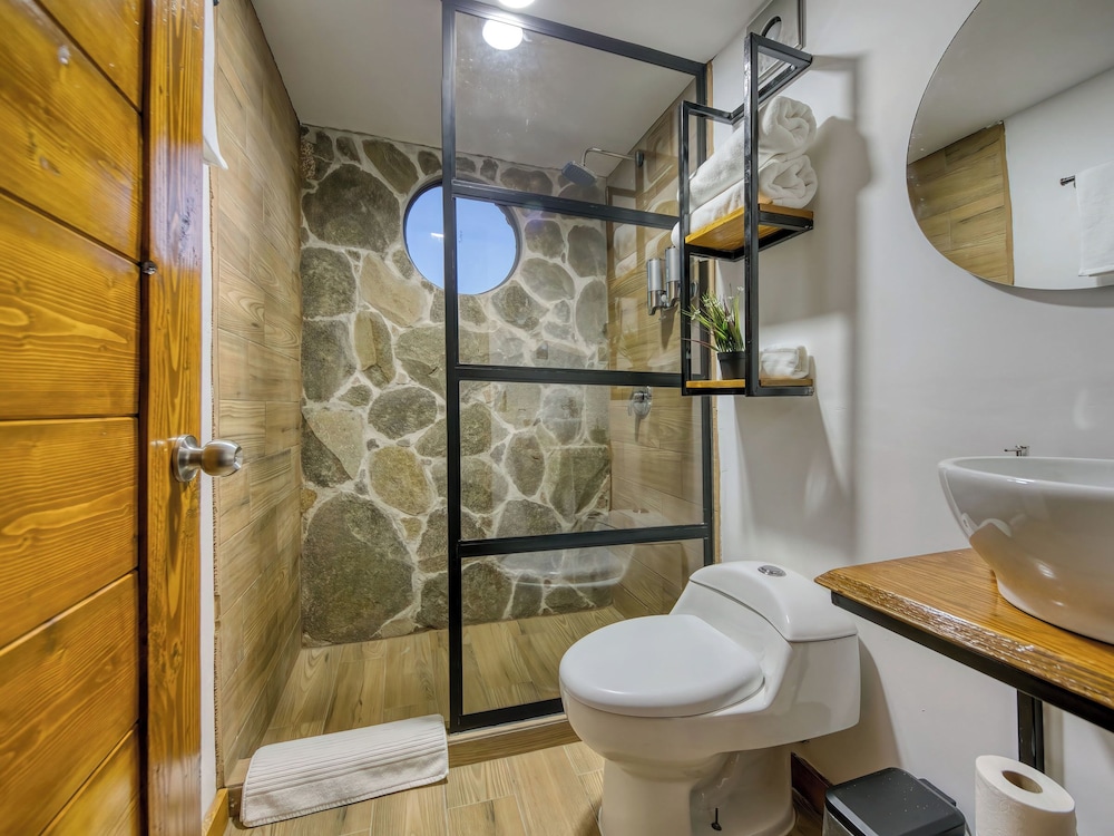 Luxury Double Room, Hill View photo 2