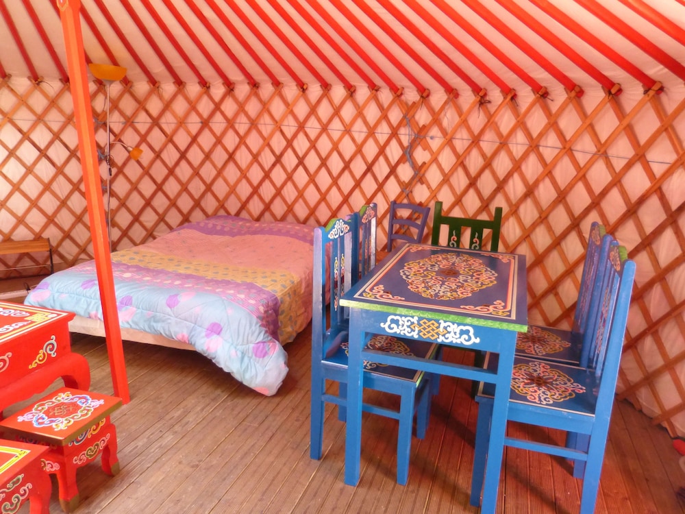 Yurt, 4 persons photo 2