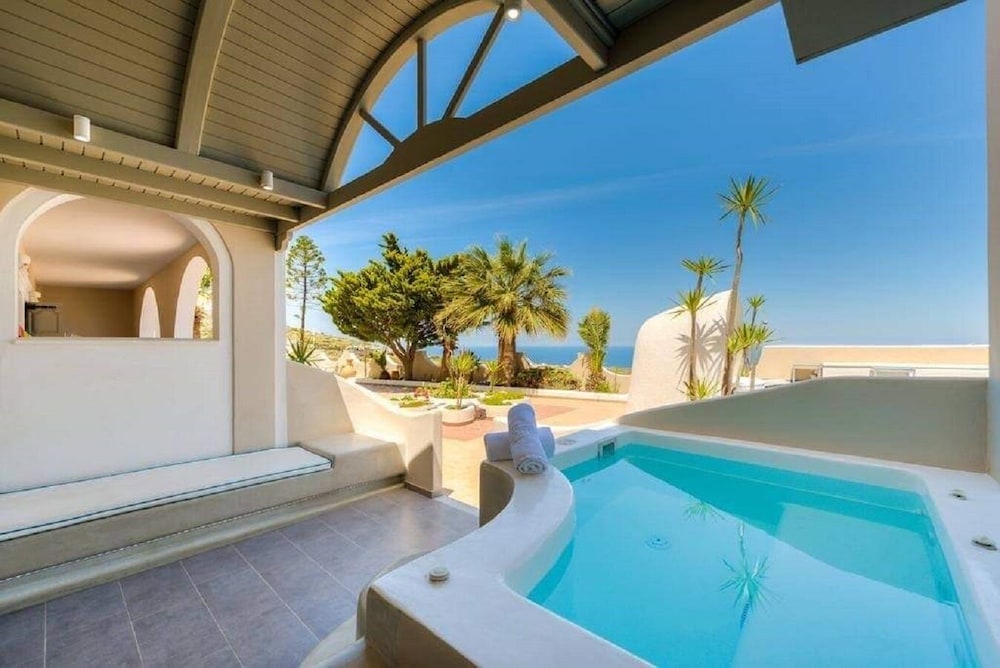King Suite with Hot Tub