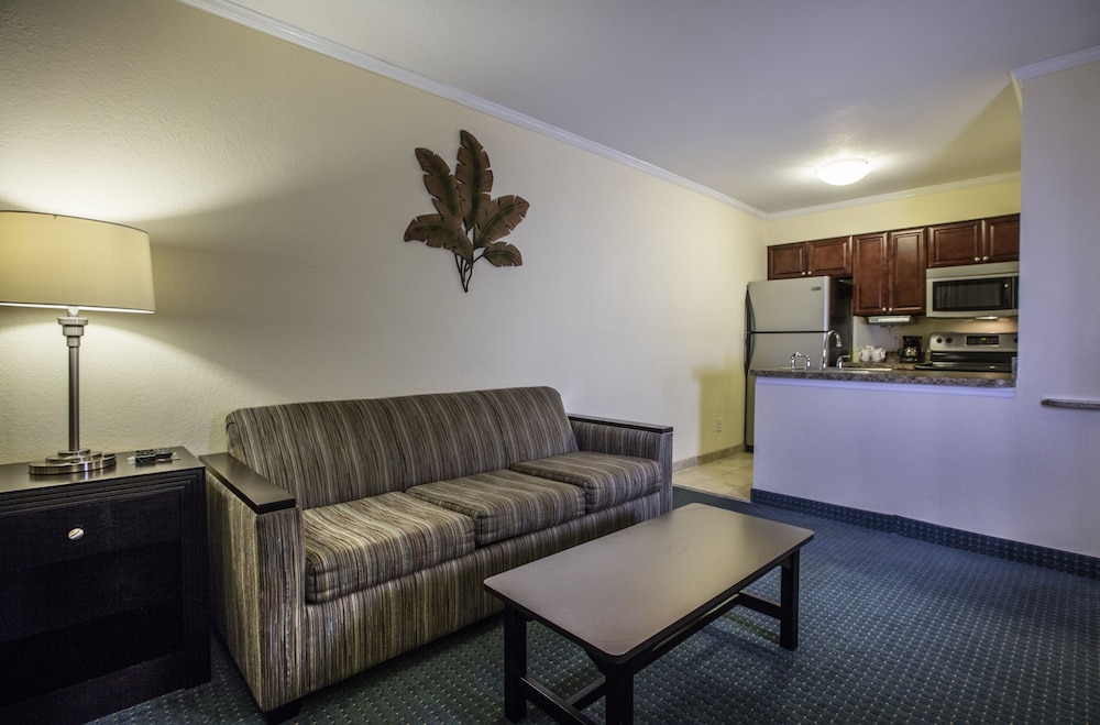 Suite, 1 Queen Bed with Sofa bed (One Bedroom Suite Bay/Pool View) - Photo 1