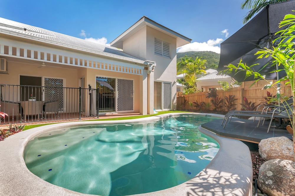 3-Bedroom Modern Villa with Private Pool