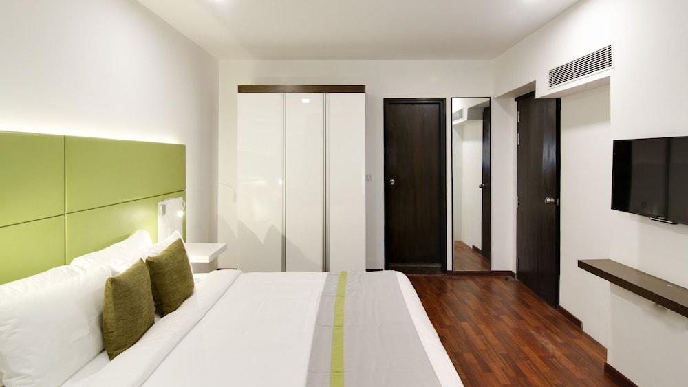 Executive Suite photo 2