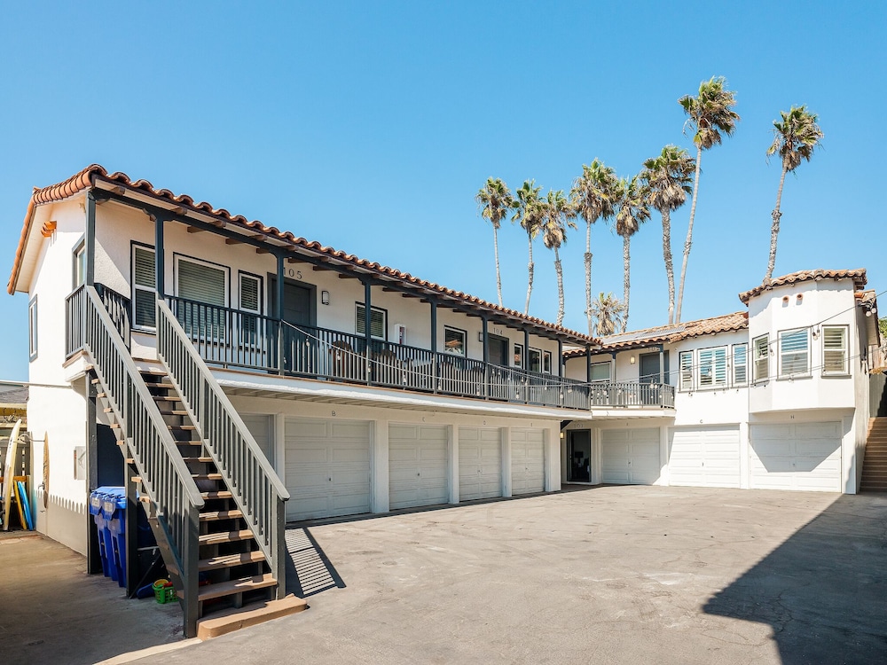 Oceanview Cottage 105