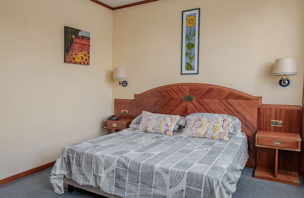 Classic Triple Room photo 1