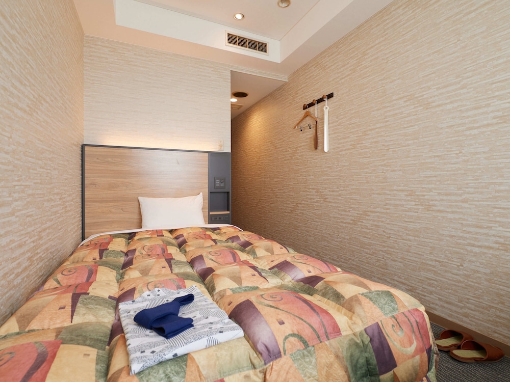 Economy Single Room, Non Smoking