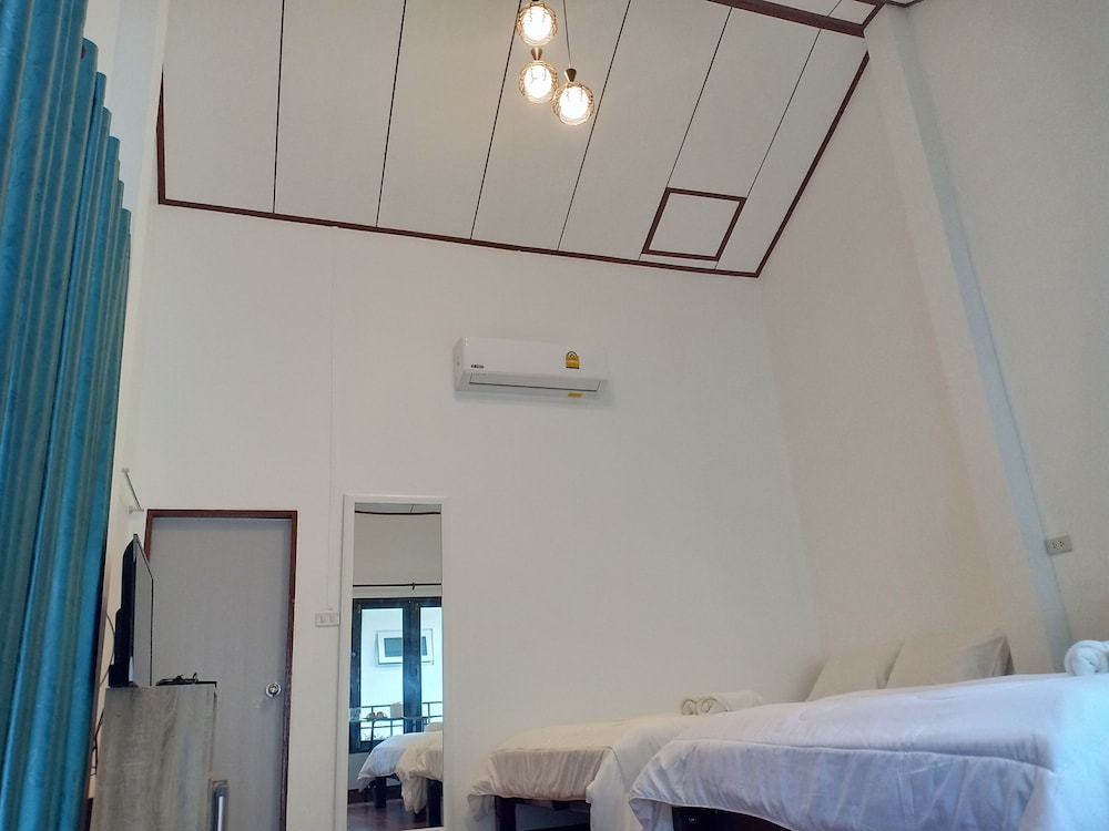 Family Quadruple Room, Patio, Mountainside photo 2