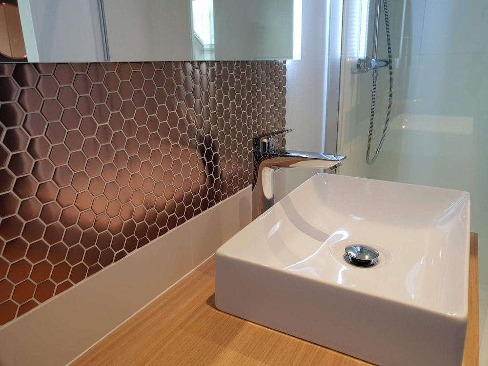 Comfort Double Room, 1 Bedroom, Lake View photo 3