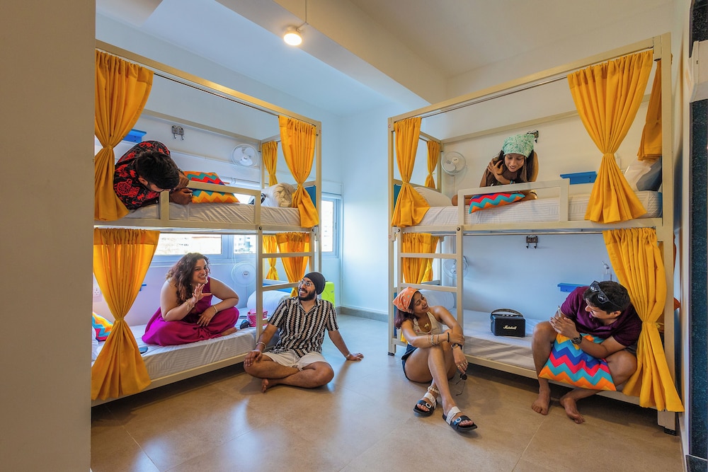 Bed in 6 Bed Mixed A/C Dormitory Room with Ensuite Bathroom