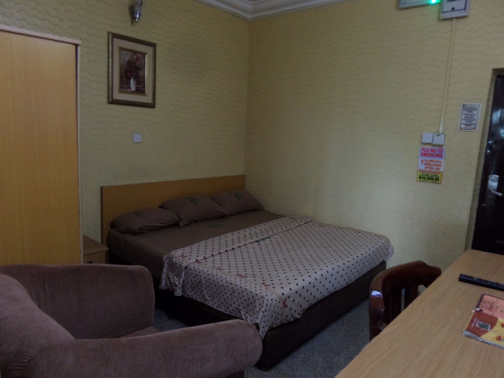 Standard Room photo 3