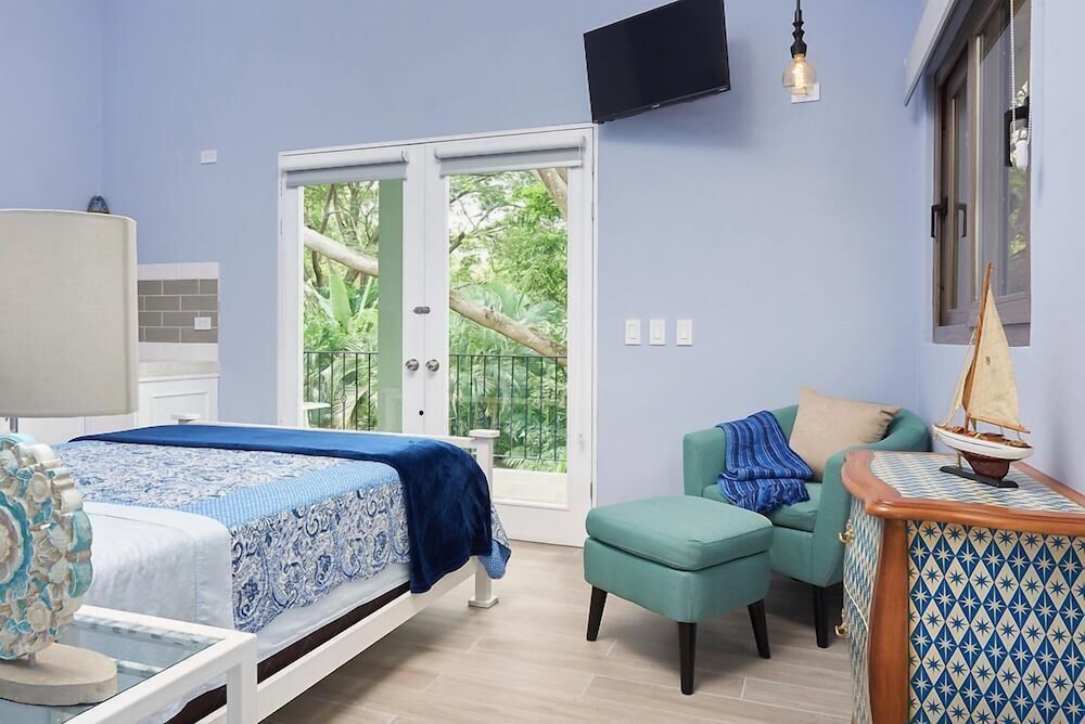 Superior Studio Suite, 1 Queen Bed photo 3