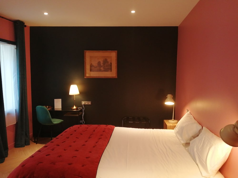 Chambre Supérieure Double ou avec lits jumeaux accessible PMR rez-de-chaussée photo 2
