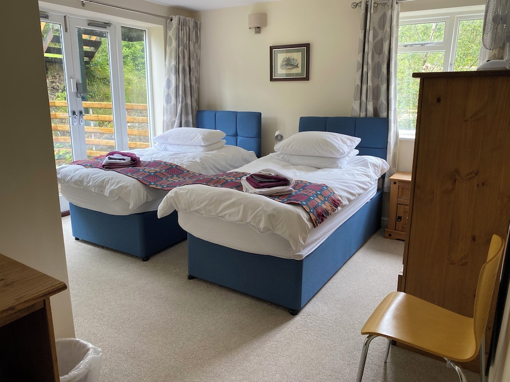 Garden view-Celyn suite (floor 1) photo 3