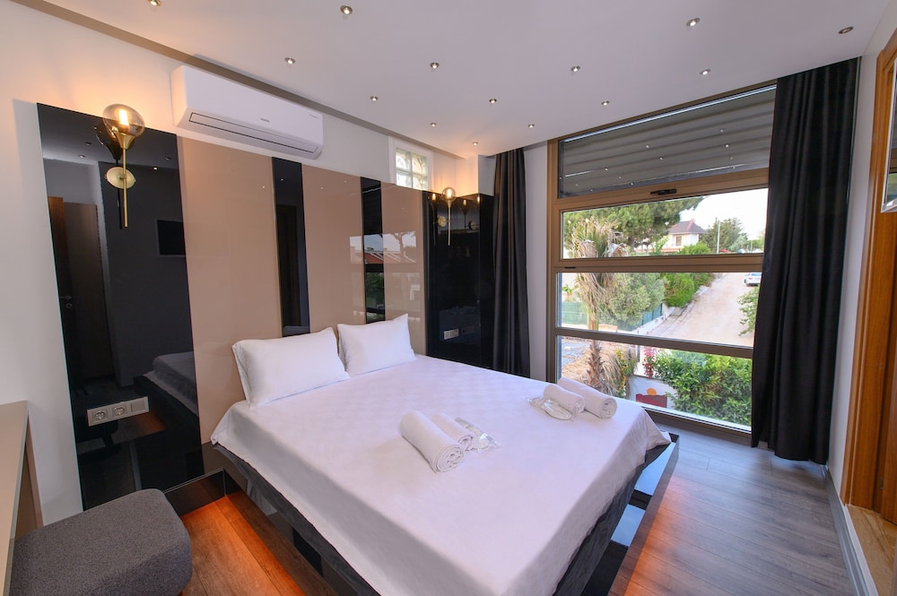 Standard Room photo 3
