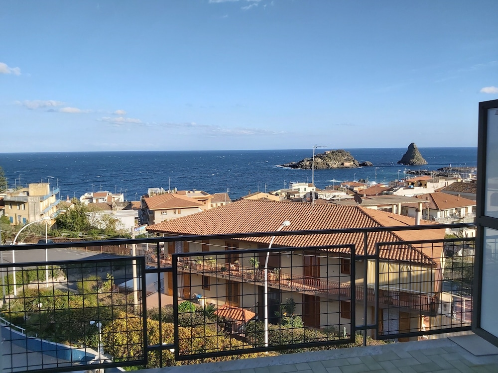Superior Double or Twin Room, Sea View photo 3