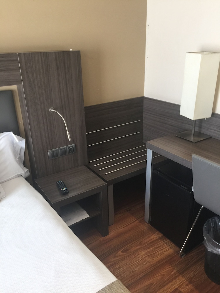 Standard Double Room Single Use (Exterior)