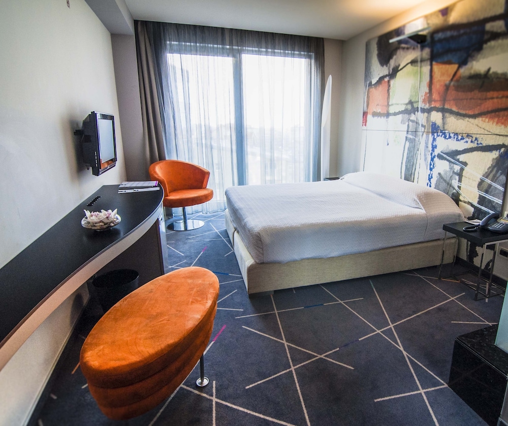 Standard Room, 2 Twin Beds photo 2