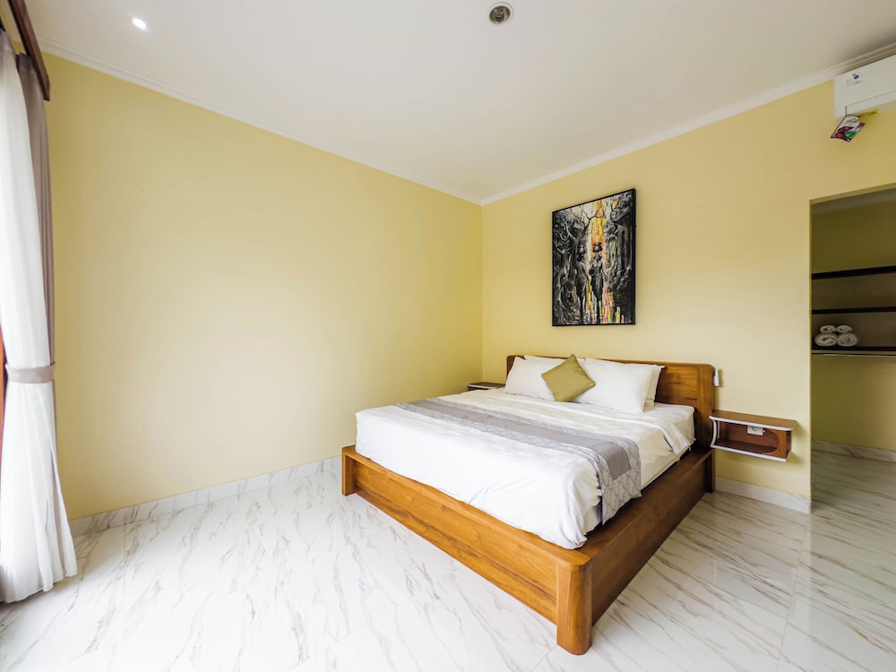 Deluxe Room, Pool View