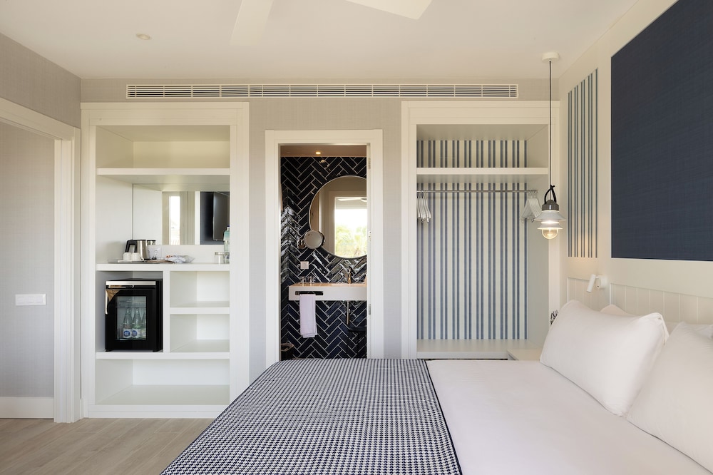 Suite, Garden View - Photo 2