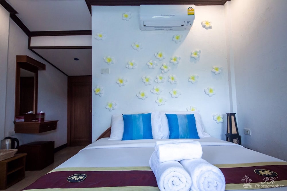 Superior Twin Room - Photo 8