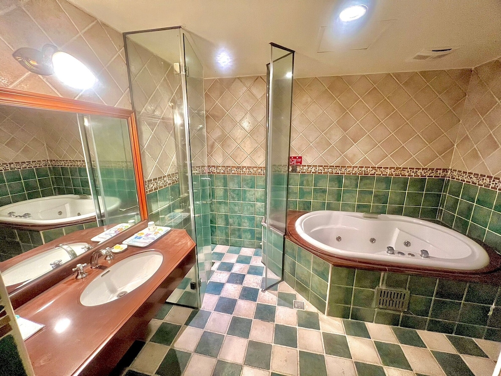 Double Room - Photo 6