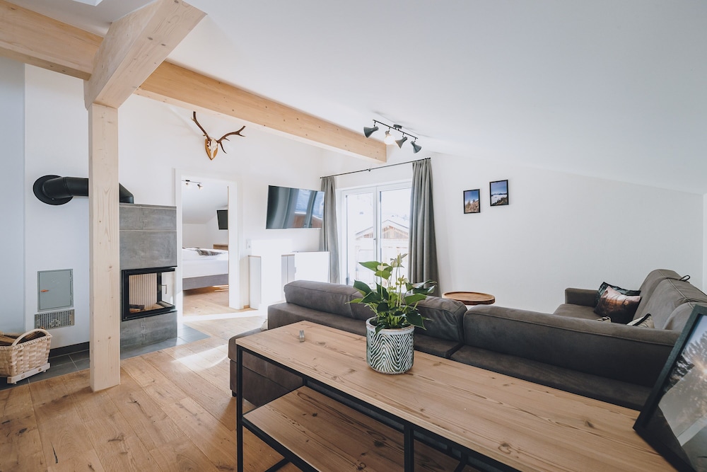 Signature Condo