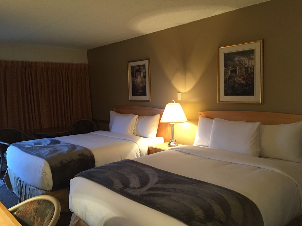 Deluxe Room, 2 Queen Beds