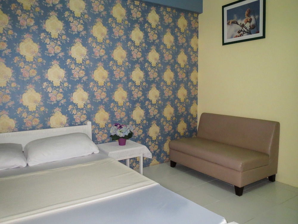 Standard Double or Twin Room photo 3
