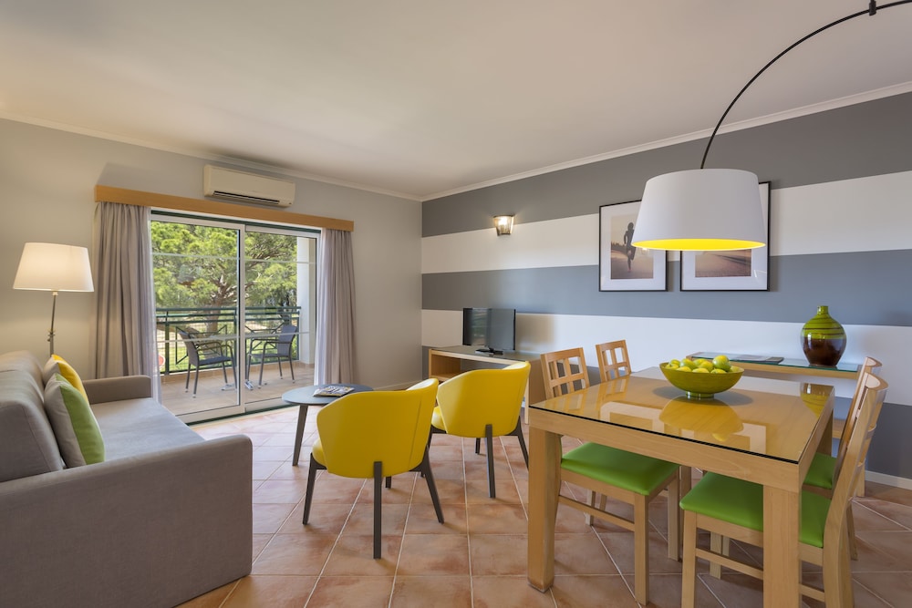 Apartment, 1 Bedroom, Pool View (1 adult) - Photo 1