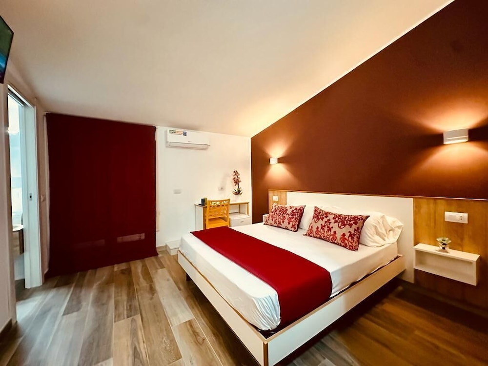 Panoramic Quadruple Room