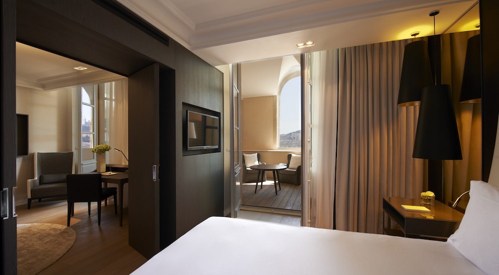 Junior Suite, 1 King Bed, Terrace, Harbor View - Photo 1