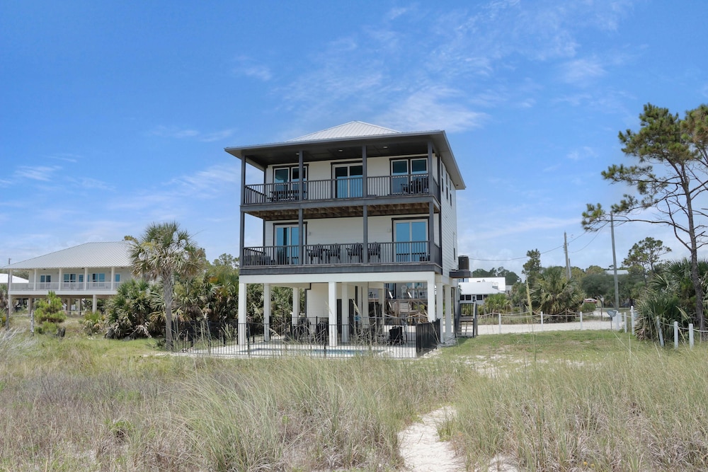 House, Multiple Beds (Seminole Wind)