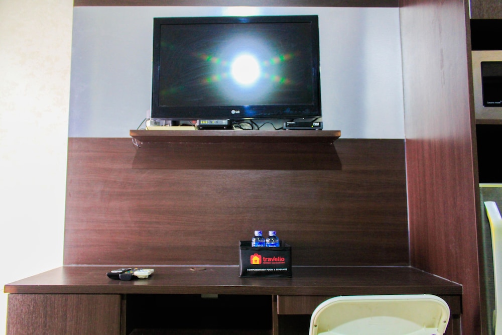Room - Photo 8