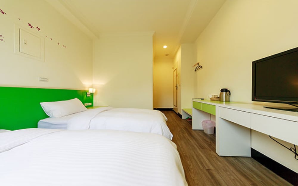 Business Twin Room photo 3
