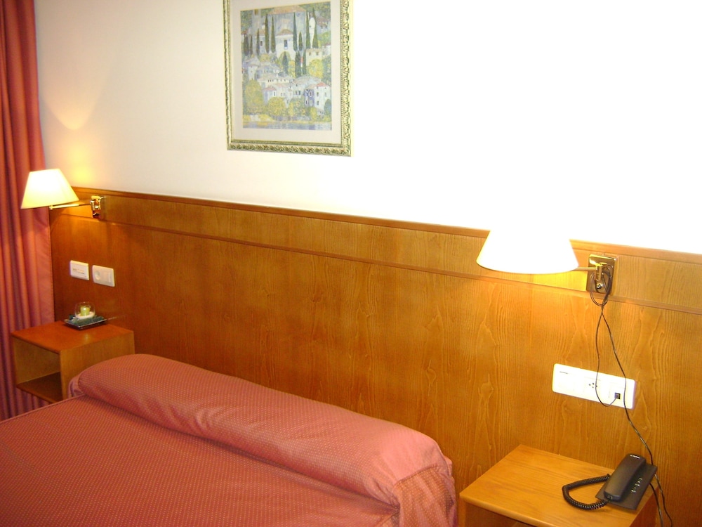 Twin Room photo 2