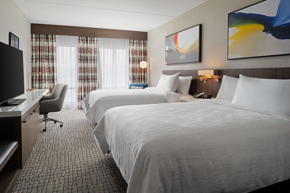 Room, 2 Queen Beds, Accessible, Bathtub (Mobilty & Hearing) - Photo 4