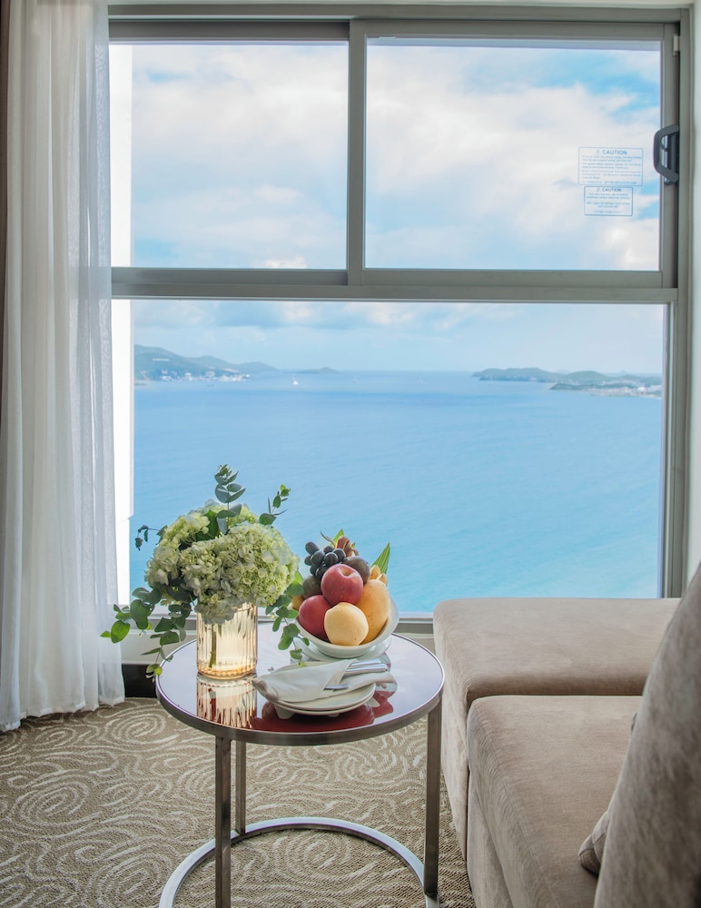 Deluxe Twin Room, Ocean View photo 3
