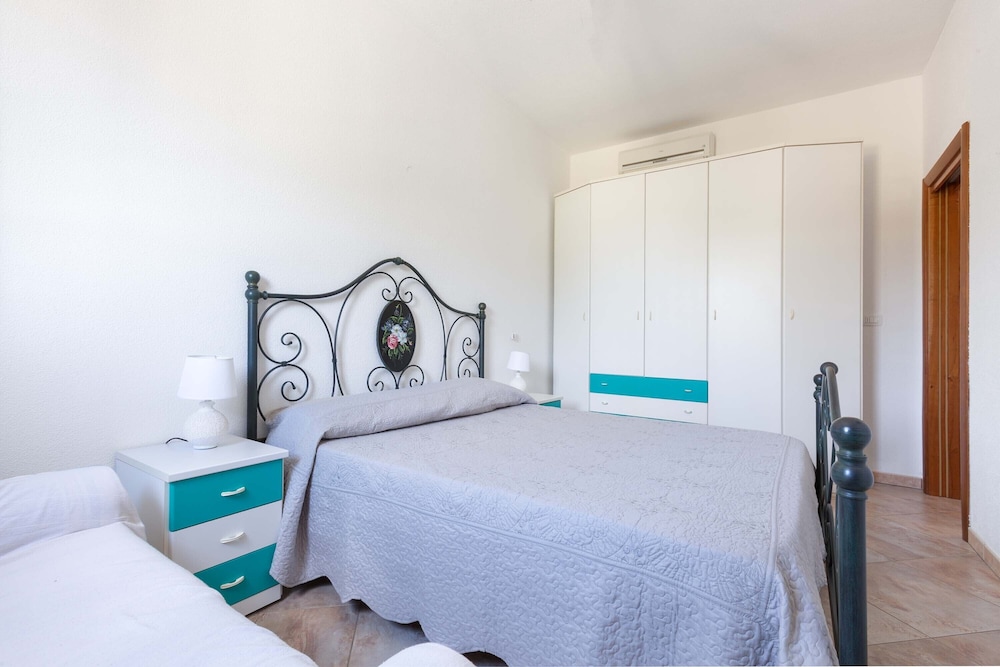 Villa photo 2